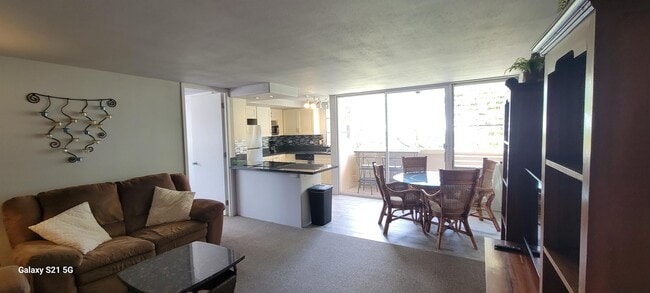 84 Pukihae St in Hilo, HI - Building Photo - Building Photo