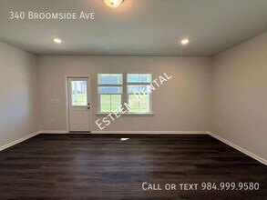 340 Broomside Ave in Raleigh, NC - Building Photo - Building Photo
