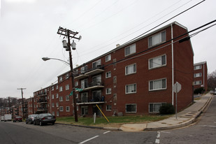 Hampton East Apartments