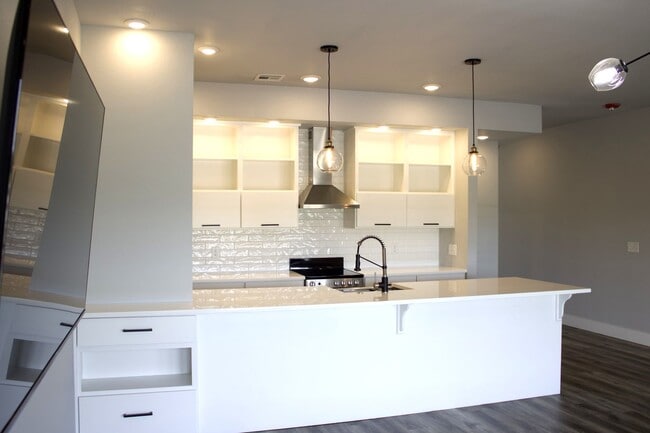 property at 2302 SW I St