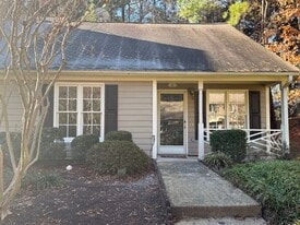 2 Crystal Oaks Ct in Durham, NC - Building Photo
