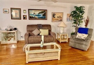 4187 Lakewood Blvd in Naples, FL - Building Photo - Building Photo