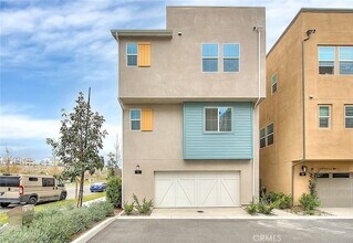 6 Crown Point Dr in Ladera Ranch, CA - Foto de edificio - Building Photo