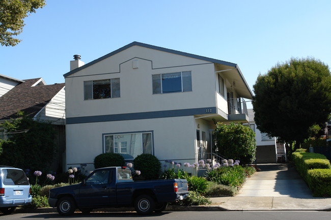 112 Anita Rd in San Mateo, CA - Building Photo - Building Photo