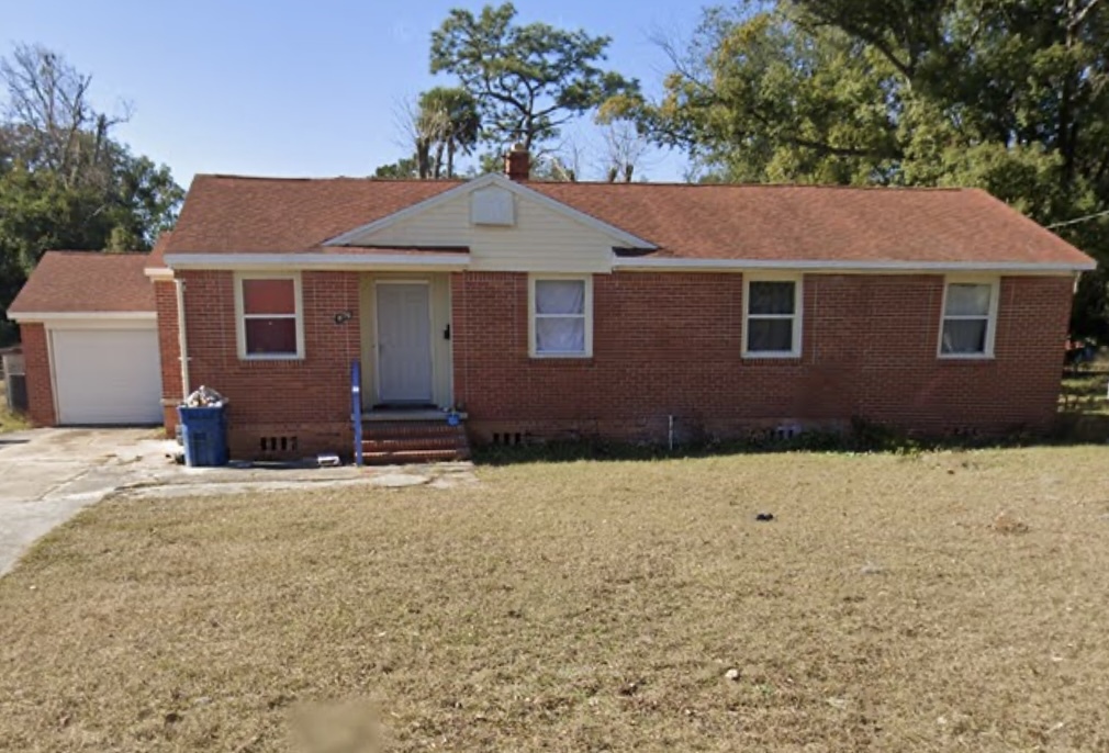 8176 Concord Blvd E in Jacksonville, FL - Building Photo