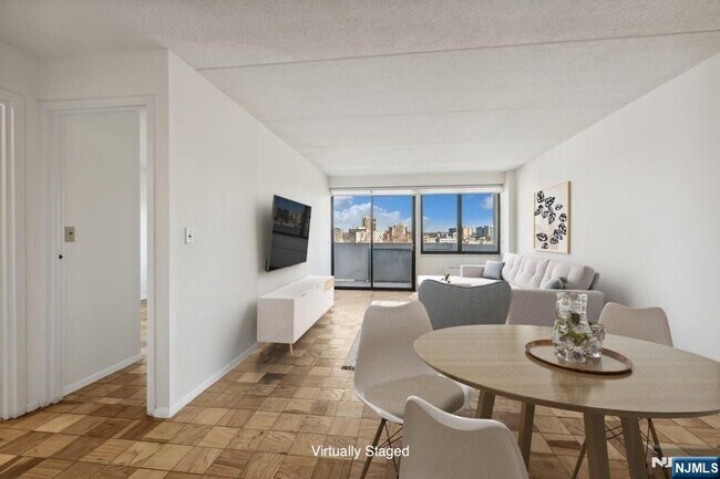 1600 Center St in Fort Lee, NJ - Building Photo - Building Photo