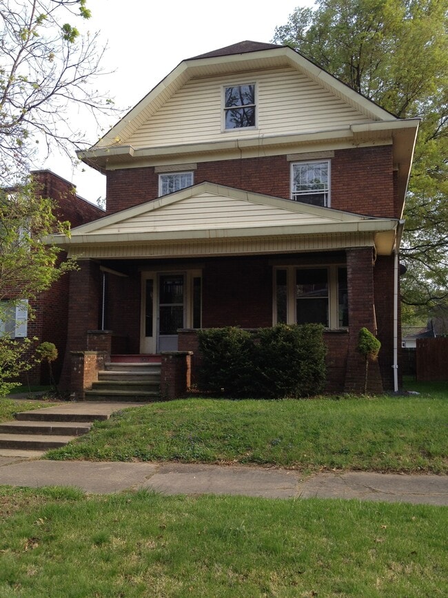 property at 909 11th Ave