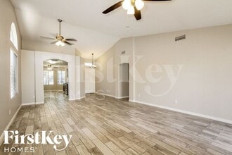 8534 W Tuckey Ln in Glendale, AZ - Building Photo - Building Photo