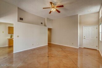 6112 N Reliance Dr in Tucson, AZ - Building Photo - Building Photo