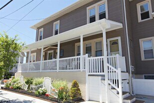 7001 Ventnor Ave in Ventnor City, NJ - Building Photo