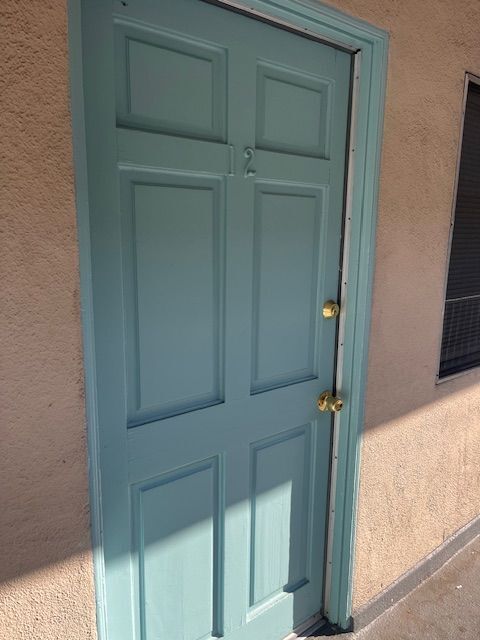 1260 Beachwood Dr in Los Angeles, CA - Building Photo