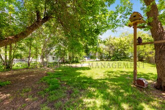 322 N Meridian Ave in Wichita, KS - Building Photo - Building Photo
