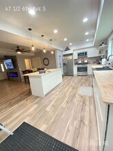 47 1/2 6th Ave S in Hopkins, MN - Building Photo - Building Photo