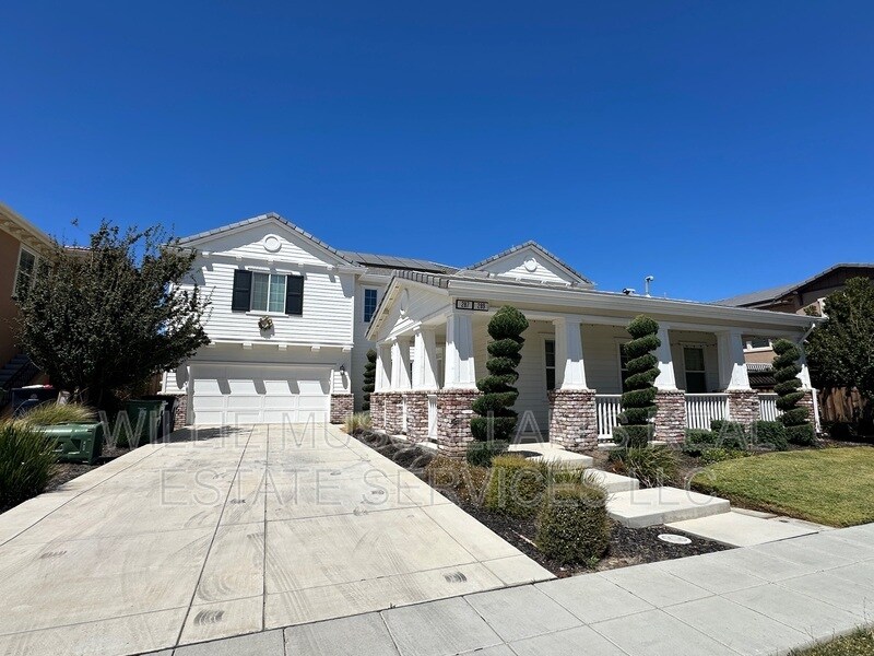 287 E Angelina Ave in Tracy, CA - Building Photo