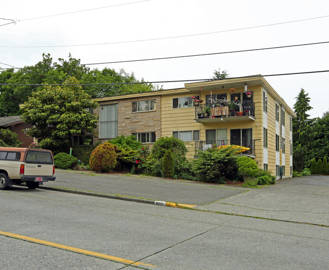 Mar-Le-Dene Apartments