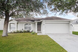 662 Brockton Dr in Kissimmee, FL - Building Photo