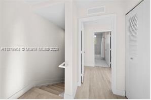 2555 NE 193rd St, Unit 2201 in Miami, FL - Building Photo - Building Photo