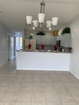 2422 Vernon Ave S in Lehigh Acres, FL - Building Photo