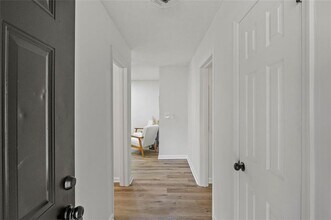 2378 Green Forrest Dr in Decatur, GA - Foto de edificio - Building Photo