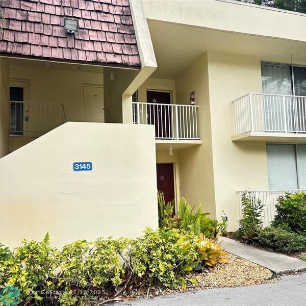 3145 N Palm Aire Dr in Pompano Beach, FL - Building Photo