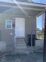 1109 Teche St in New Orleans, LA - Building Photo