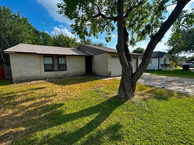 1409 Beth Ln in Round Rock, TX - Building Photo - Building Photo