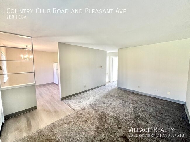 605 Country Club Rd in Red Lion, PA - Building Photo - Building Photo