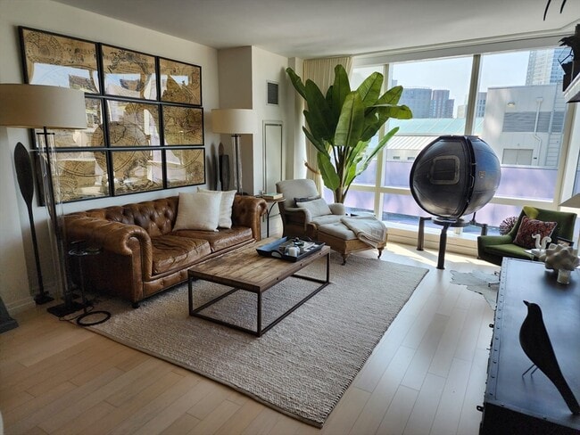 property at 1 Franklin St