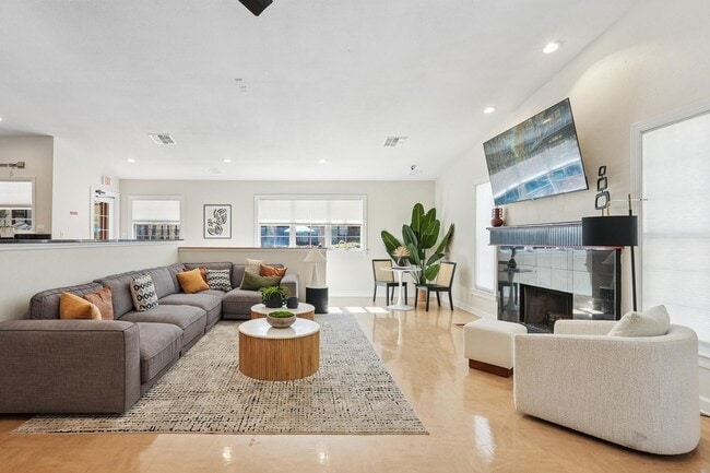 Harbourtowne at Countrywoods in Palm Harbor, FL - Building Photo - Building Photo