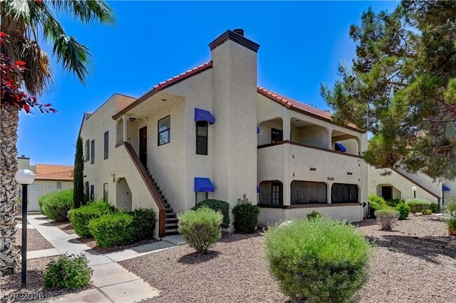 6149 W Oakey Blvd in Las Vegas, NV - Building Photo - Building Photo