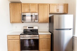 The Humbles Building Apartments in Lynchburg, VA - Building Photo - Interior Photo