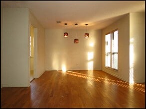 12124 Shawnee Forest Dr in Little Rock, AR - Foto de edificio - Building Photo