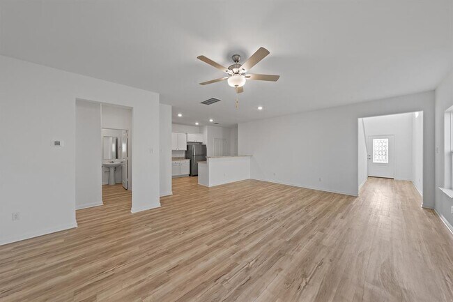 116 Paradise Cyn Dr in Jarrell, TX - Building Photo - Building Photo