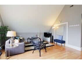 15 Draper St in Boston, MA - Foto de edificio - Building Photo