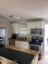 395 Ahern St in Atlantic Beach, FL - Building Photo - Building Photo