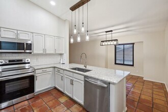 4538 Bridgewood St in San Antonio, TX - Building Photo - Building Photo