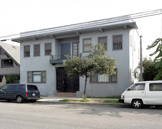 1044 Maine Ave in Long Beach, CA - Foto de edificio - Building Photo