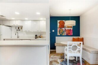 4044 Buena Vista St in Dallas, TX - Building Photo - Building Photo