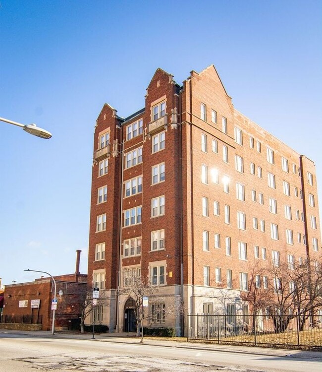 property at 7147 S Jeffery Blvd