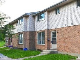 20 Hillsborough Rd in London, ON - Building Photo