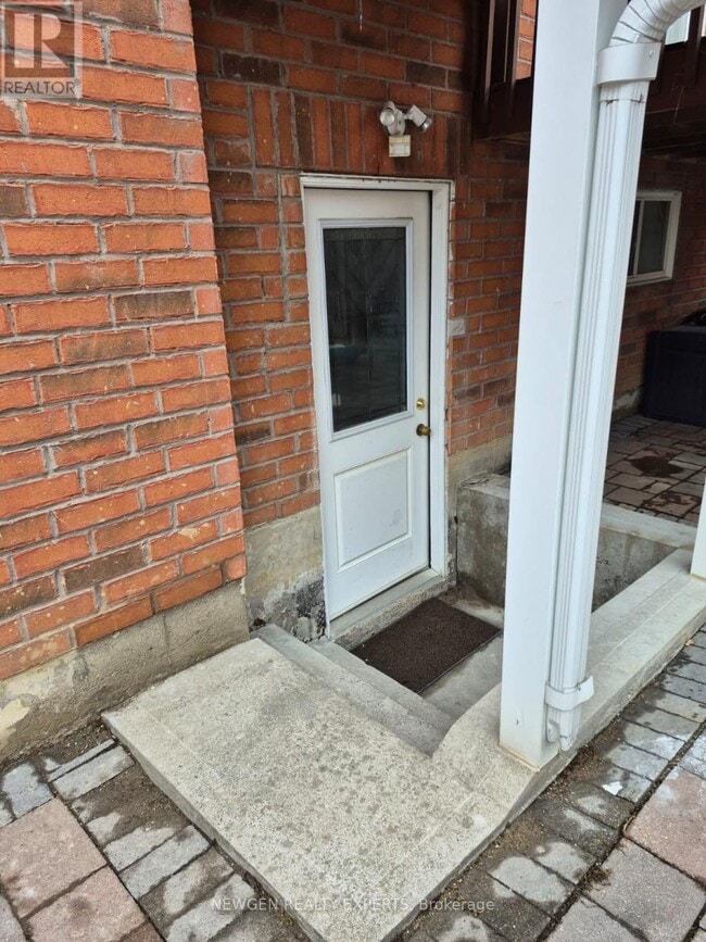 property at 476 Staines Rd