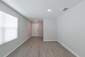 8648 SW 43rd Ter in Ocala, FL - Building Photo - Building Photo