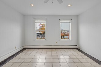 571 Somerville Ave in Somerville, MA - Building Photo - Building Photo