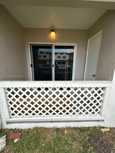 17440 NW 67th Pl in Hialeah, FL - Building Photo - Building Photo
