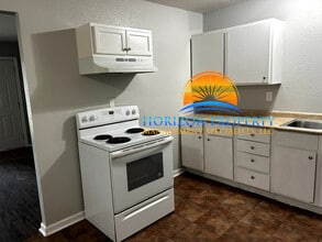 2402 Tuxedo Dr NW in Huntsville, AL - Building Photo - Building Photo