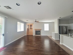 7644 Pioneer Ranch Ave in Las Vegas, NV - Building Photo - Building Photo