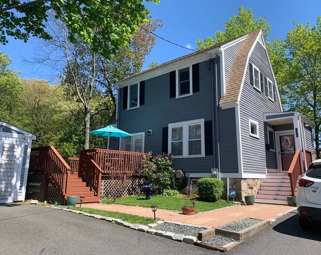 property at 10A Partridge St