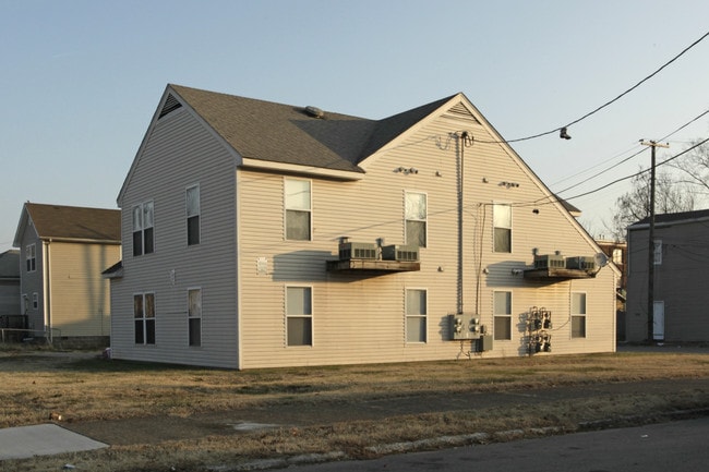200 N 18th St in Louisville, KY - Foto de edificio - Building Photo
