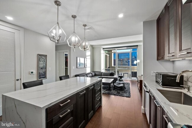 1330 Lancaster St in Baltimore, MD - Foto de edificio - Building Photo