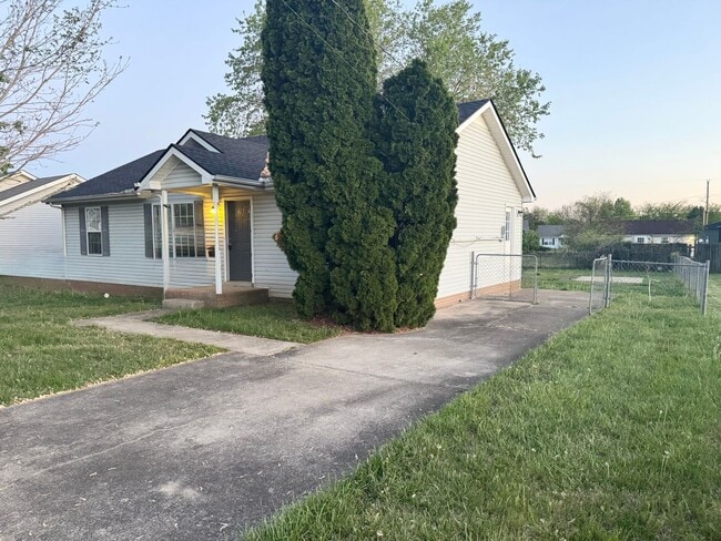 property at 112 Waterford Dr